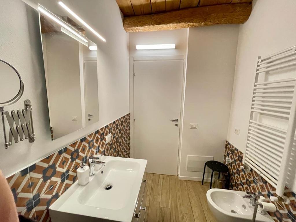 Unicumhouse Verona Exteriör bild